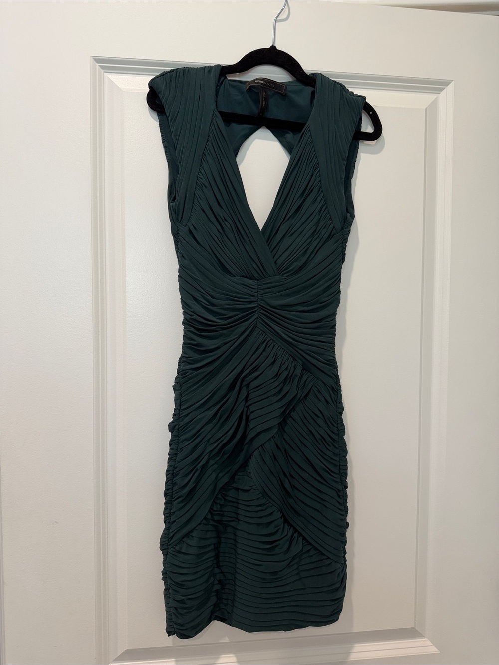BCBG Sleeveless Green Ruched V-Neck Dress